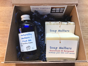 Spot gift box with blended oil and two soaps